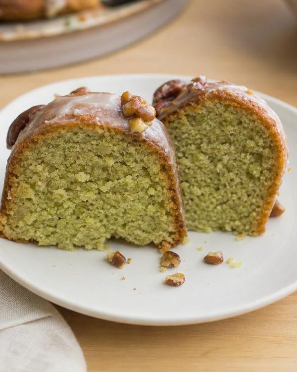 Pistachio Cake Slices
